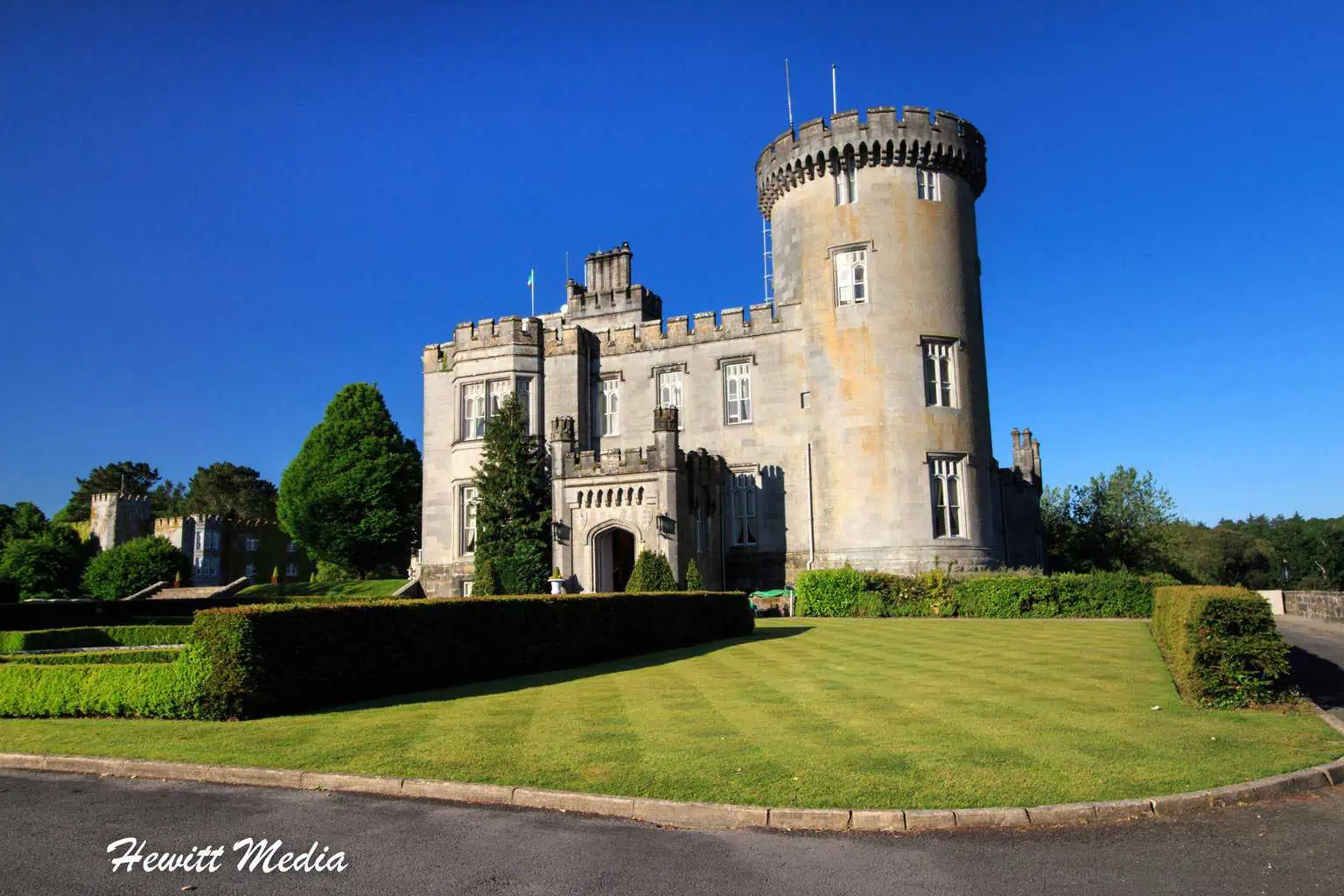 How to Stay at the Dromoland Castle Hotel in Ireland