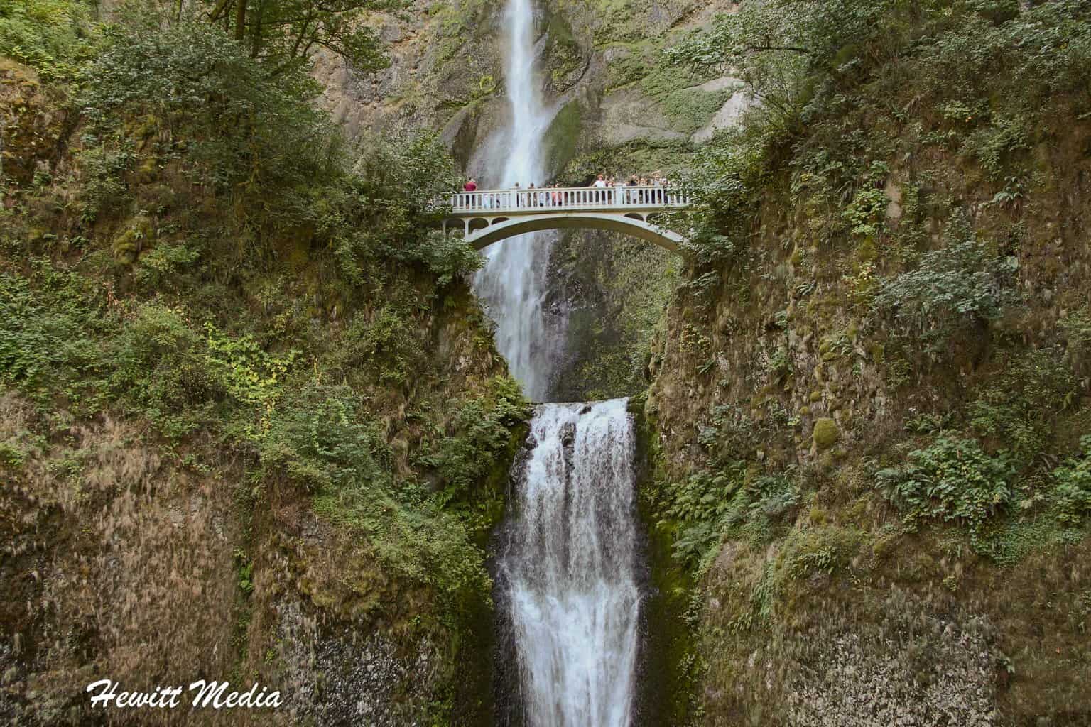 Pacific Northwest Road Trip - Multnomah Falls