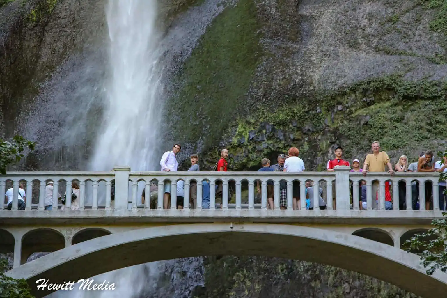 Multnomah Falls Guide