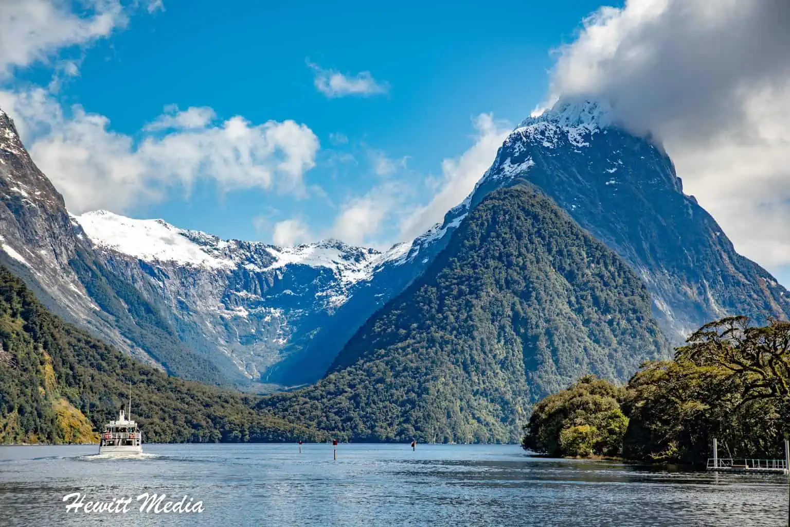 The Art of Travel Photography – Milford Sound Photography Guide