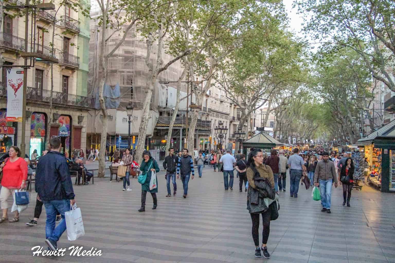 Travel Guide to Barcelona