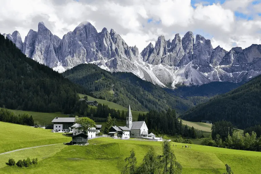Mountain Travel Destinations The Dolomites
