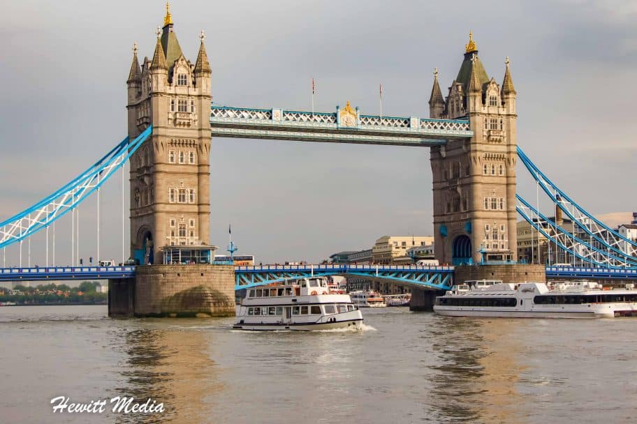 London travel guide - The Tower Bridge
