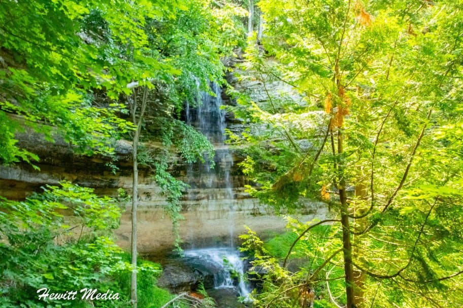 Pictured Rocks Travel Guide - Munising Falls