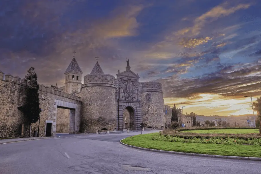 Toledo Spain Travel Guide - Puerta de Bisagra