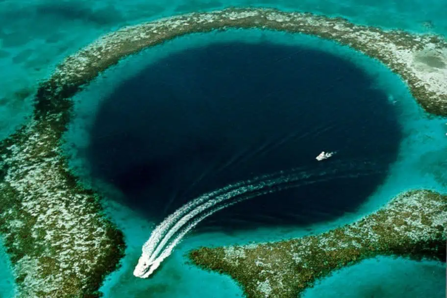 Top Travel Experiences - Belize Great Blue Hole